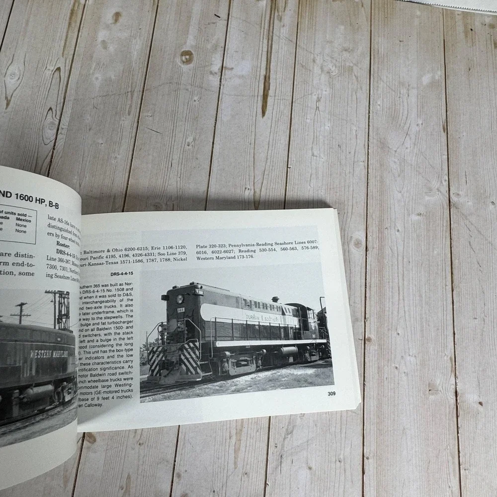 Diesel‎ Locomotives First 50 Years Marre 1995 Railroad History Kalmbach Books
